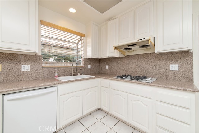326 Genoa, Arcadia CA: https://media.crmls.org/medias/bc0f718f-60e1-4870-b824-aa10e42a883f.jpg
