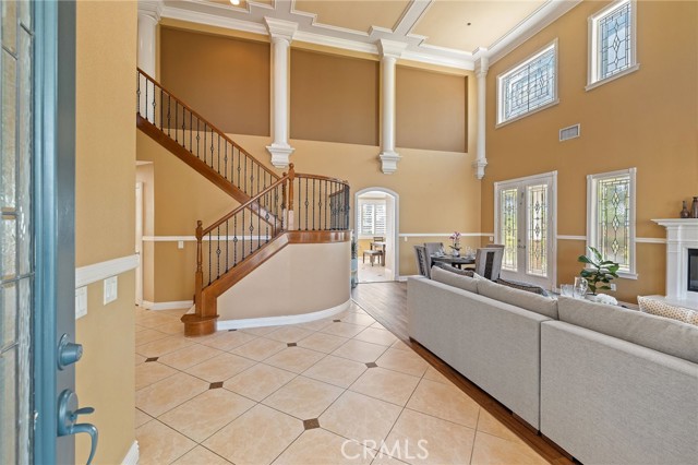 2394 Old Heritage Road, Riverside CA: https://media.crmls.org/medias/bc103987-8f3f-4376-b6ae-da2cd1377c2b.jpg