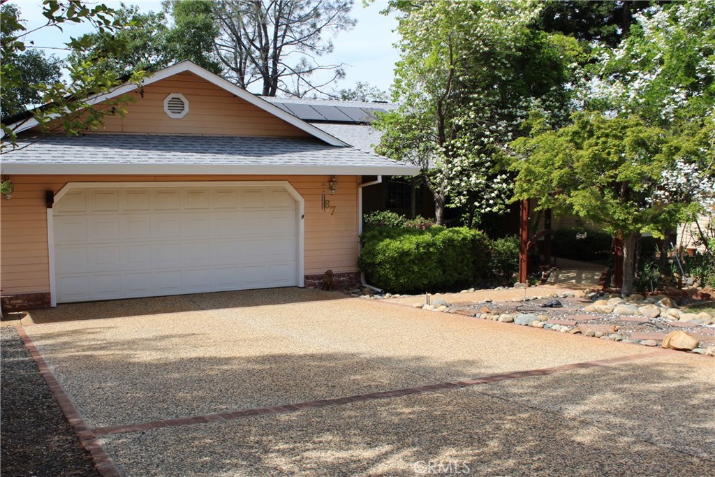 87 Valley View Drive