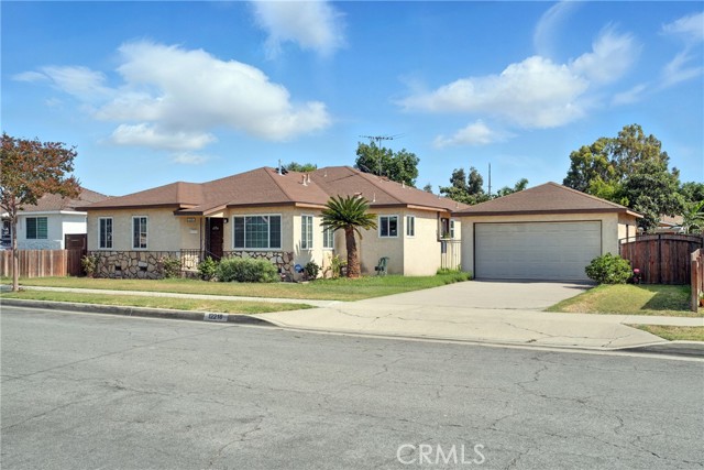 12218 Academy Way, Artesia CA: https://media.crmls.org/medias/bc11c690-6e56-4de3-85f7-57ccf9e41f1d.jpg