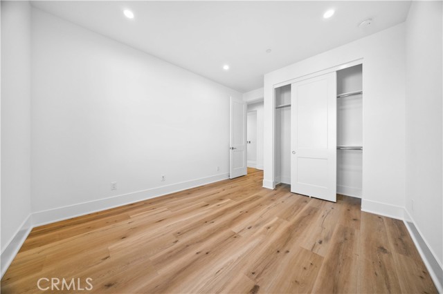 307 Brimwood, Irvine CA: https://media.crmls.org/medias/bc12b0bb-eec3-44b2-a787-a8336d91330a.jpg