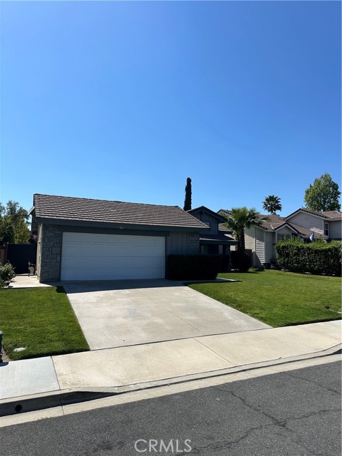 Detail Gallery Image 1 of 34 For 41651 Avenida De La Reina, Temecula,  CA 92592 - 3 Beds | 2 Baths