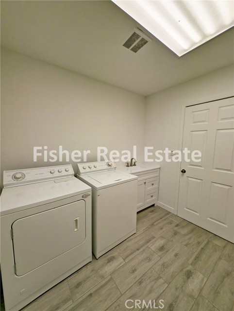 Detail Gallery Image 12 of 26 For 379 N 3rd, Grover Beach,  CA 93433 - 3 Beds | 2 Baths