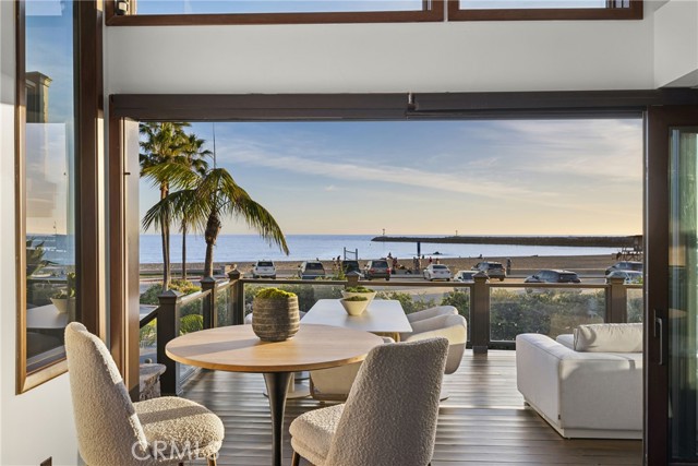 Detail Gallery Image 13 of 56 For 3150 Breakers, Corona Del Mar,  CA 92625 - 4 Beds | 5 Baths
