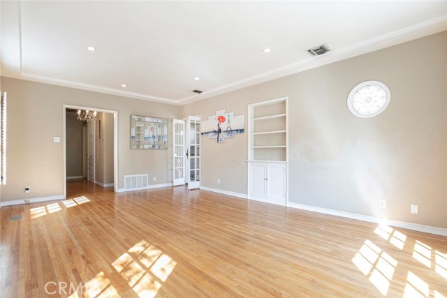 Detail Gallery Image 11 of 37 For 2737 Rustic Ln, Glendale,  CA 91208 - 1 Beds | 1 Baths