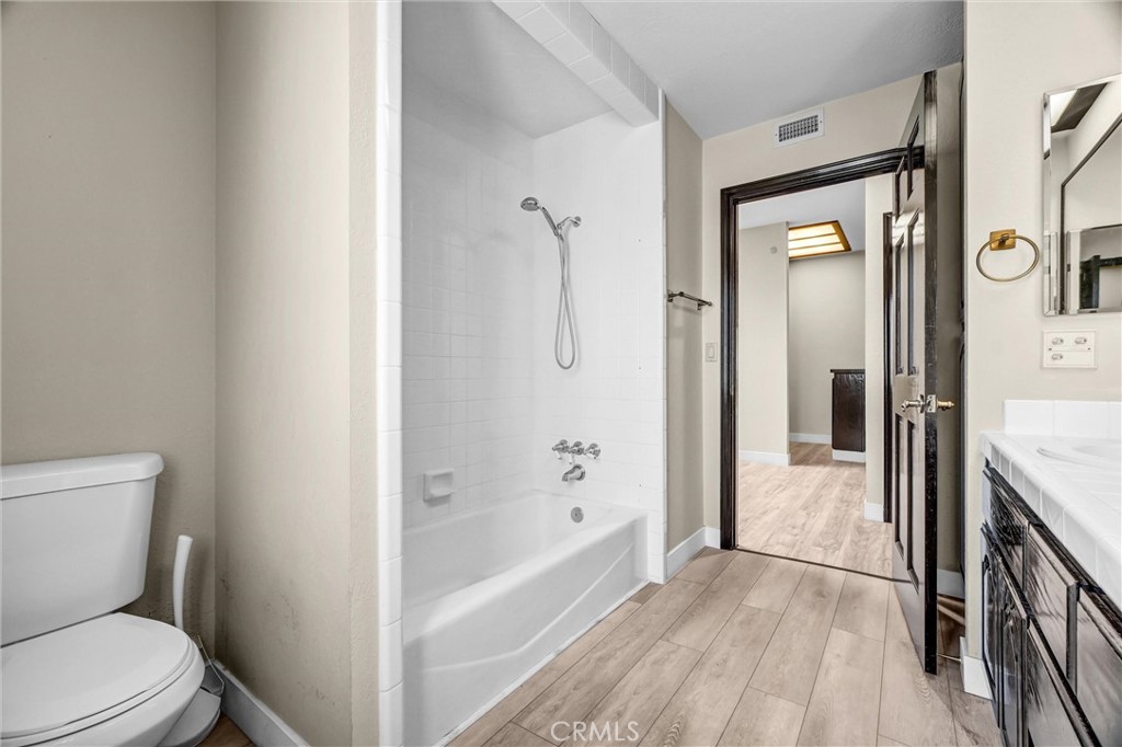 MLS #OC26163465 image #21