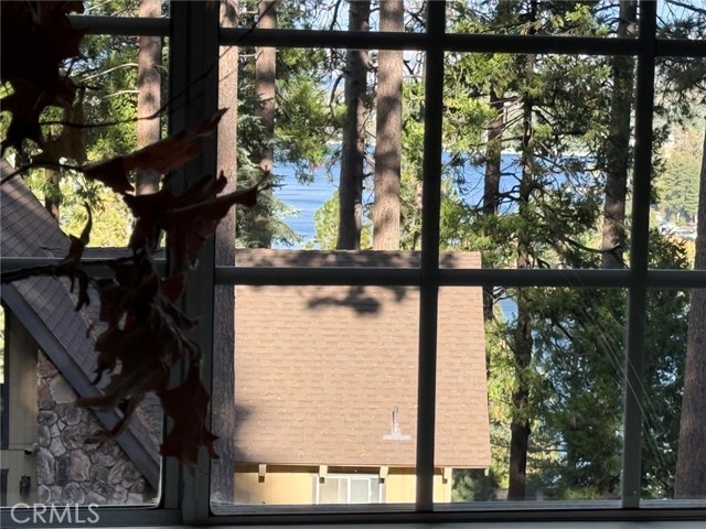 27403 Pinewood Drive, Lake Arrowhead, CA 92317