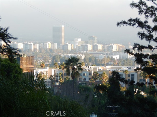 Detail Gallery Image 32 of 35 For 1764 Prospect Dr, Los Angeles,  CA 90046 - 2 Beds | 2 Baths