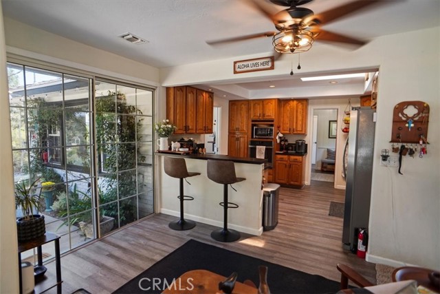 Detail Gallery Image 9 of 33 For 10557 Mahoney Dr, Shadow Hills,  CA 91040 - 3 Beds | 2 Baths