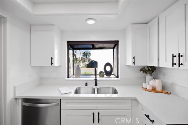 Bc19989c 04b9 4ba4 B45f 1b6e5861cb65