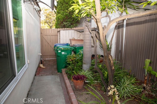 Detail Gallery Image 37 of 38 For 42 Almond Tree Ln, Irvine,  CA 92612 - 3 Beds | 2 Baths