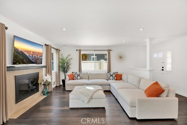 2003 Curtis Avenue, Redondo Beach, California 90278, 4 Bedrooms Bedrooms, ,2 BathroomsBathrooms,Residential,Sold,Curtis,SB22095007
