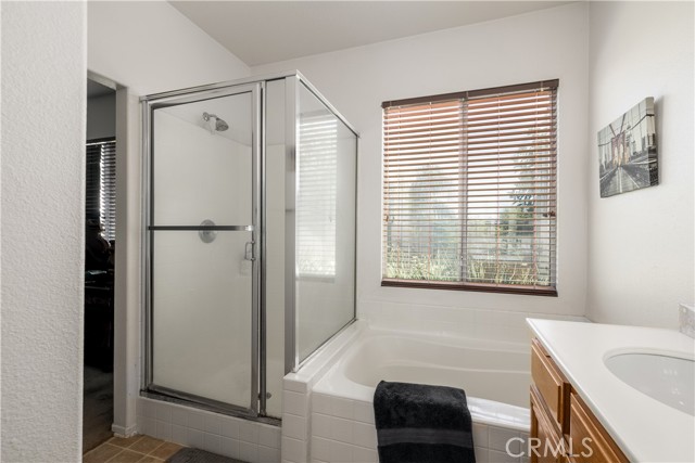 Detail Gallery Image 19 of 32 For 1411 Pinewood Dr, Corona,  CA 92881 - 4 Beds | 2 Baths