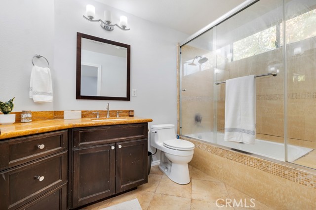 Detail Gallery Image 16 of 32 For 14634 Magnolia Bld #6,  Sherman Oaks,  CA 91403 - 2 Beds | 2/1 Baths