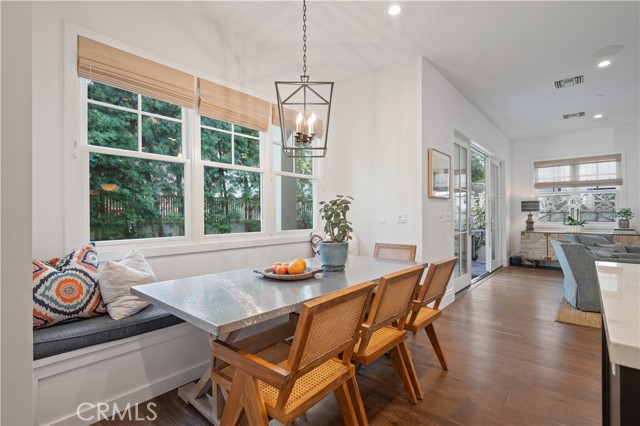 868 27th Street, Manhattan Beach, California 90266, 5 Bedrooms Bedrooms, ,6 BathroomsBathrooms,Residential,Sold,27th,SB21254472