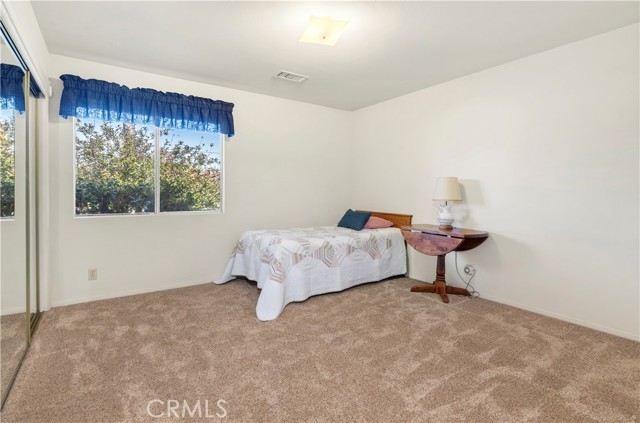 274 N Hemet Street, Hemet CA: https://media.crmls.org/medias/bc1d12da-bcb9-4c2f-bc5a-07b6394c9a3c.jpg