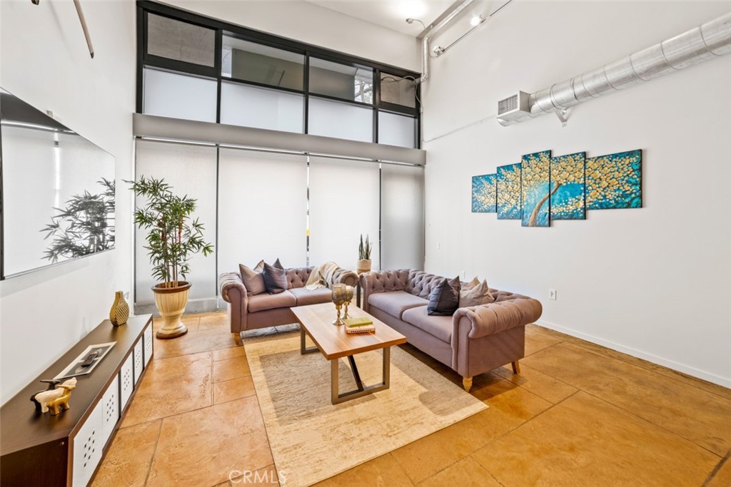 350 11th Ave. - photo 3