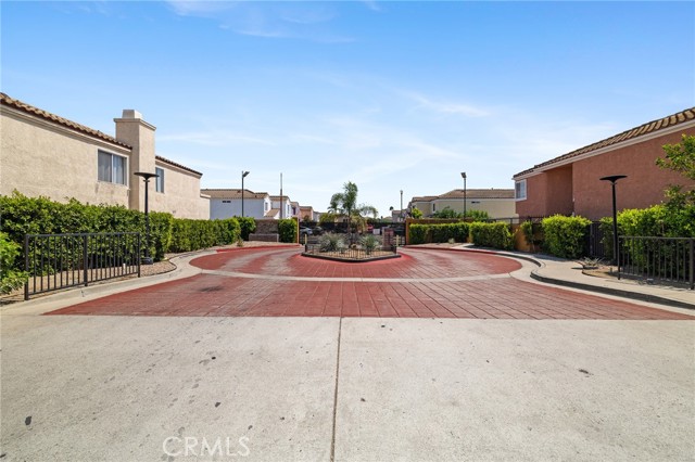 14300 Terra Bella Street, Panorama City CA: https://media.crmls.org/medias/bc1f8a51-3c9a-492b-8b1c-d38400ff102c.jpg