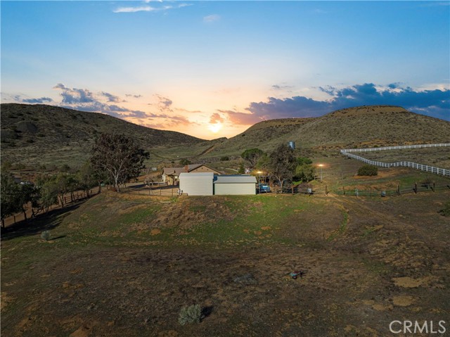 4849 W Avenue V, Acton CA: https://media.crmls.org/medias/bc2054bb-4963-46f1-9b0f-34c2ed57a111.jpg
