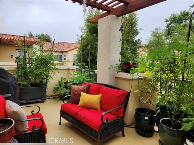 16 Teramo Court, Newport Coast CA: https://media.crmls.org/medias/bc20d93a-b8e6-4cc1-bf71-7f12510b8313.jpg