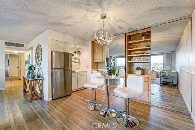 Detail Gallery Image 4 of 35 For 24055 Paseo Del Lago #1302,  Laguna Woods,  CA 92637 - 2 Beds | 2 Baths