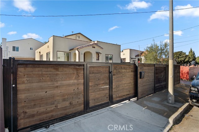 Detail Gallery Image 1 of 27 For 26021 President Ave, Harbor City,  CA 90710 - 3 Beds | 2 Baths