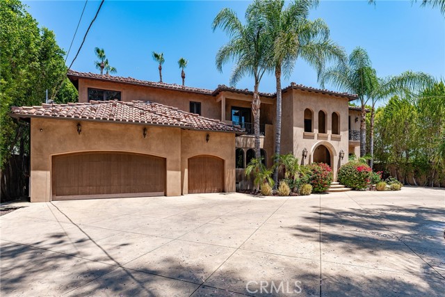 23115 Erwin Street, Woodland Hills CA: https://media.crmls.org/medias/bc218d13-3156-47e8-8be1-fe2baff33b97.jpg