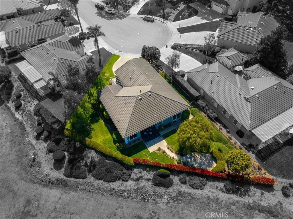 https://media.crmls.org/medias/bc21b1ab-16cc-4e7d-b40e-5b12e88ca39c.jpg?preset=X-Large
