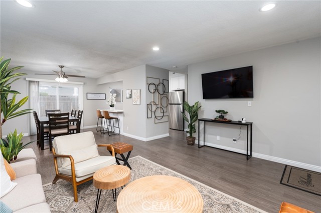 Detail Gallery Image 6 of 28 For 716 N Orange St, Riverside,  CA 92501 - 3 Beds | 2 Baths