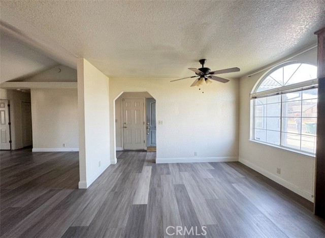 Detail Gallery Image 6 of 22 For 8628 Cameo Way, Hilmar,  CA 95324 - 3 Beds | 2 Baths