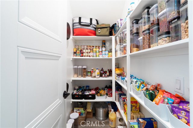 Detail Gallery Image 9 of 34 For 3664 E Happy Paseo, Ontario,  CA 91761 - 4 Beds | 3 Baths