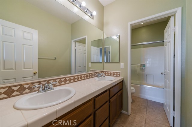 Detail Gallery Image 27 of 38 For 6221 Ruby Crest Way, Jurupa Valley,  CA 91752 - 4 Beds | 3 Baths