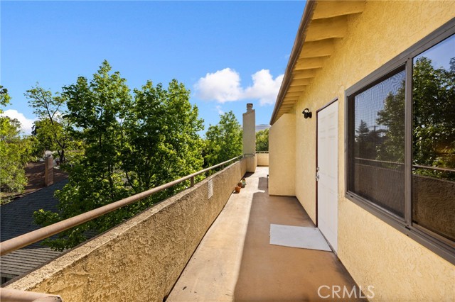 Detail Gallery Image 23 of 27 For 222 S Catalina Ave #8,  Pasadena,  CA 91106 - 3 Beds | 3/1 Baths