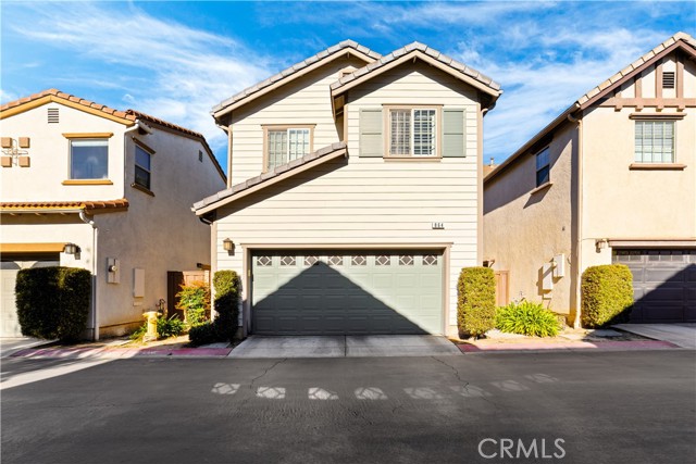 Detail Gallery Image 5 of 39 For 864 Calaveras, Corona,  CA 92878 - 3 Beds | 2/1 Baths