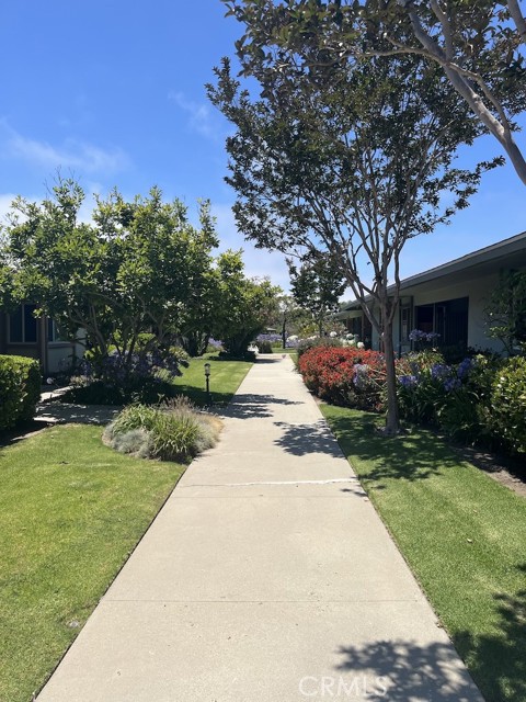 Detail Gallery Image 2 of 33 For 152 E Bowling Green, Port Hueneme,  CA 93041 - 3 Beds | 2 Baths