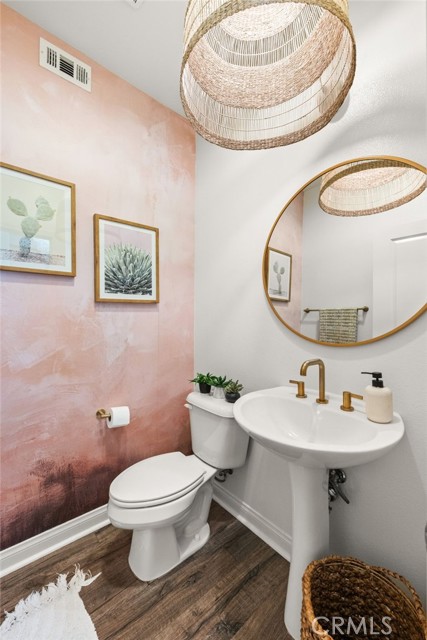 Detail Gallery Image 10 of 70 For 39120 Hidden Creek Ln, Temecula,  CA 92591 - 5 Beds | 3/1 Baths