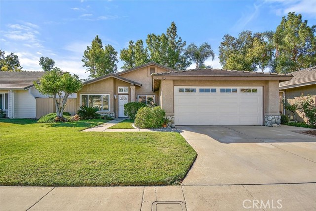 902 Mesa View St, Upland, CA 91784