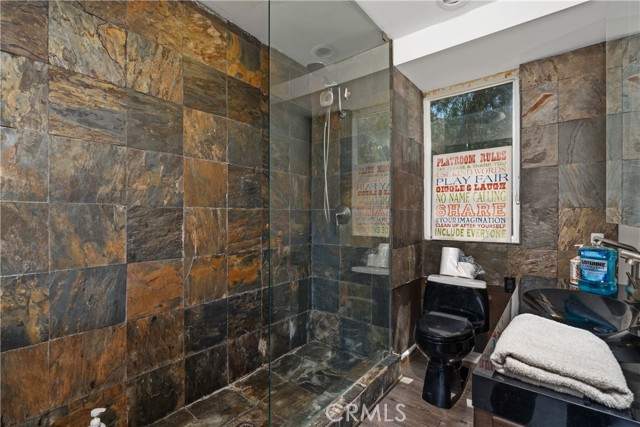 Detail Gallery Image 20 of 43 For 7241 Woodrow Wilson Dr, Los Angeles,  CA 90068 - 2 Beds | 2 Baths