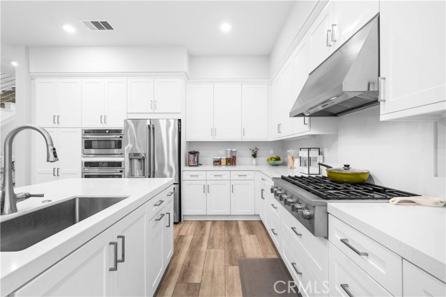 Detail Gallery Image 11 of 46 For 119 Glance, Irvine,  CA 92618 - 3 Beds | 2/1 Baths