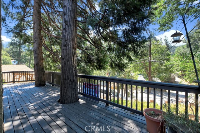 Detail Gallery Image 6 of 26 For 23874 Zuger Dr, Crestline,  CA 92325 - 3 Beds | 2 Baths