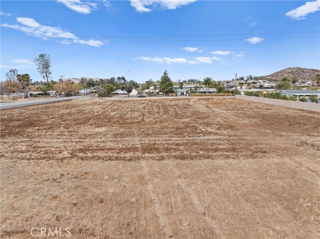 0 Murrieta Rd, Menifee CA: https://media.crmls.org/medias/bc263a7b-c7bb-4b32-9513-f54a43d734ad.jpg