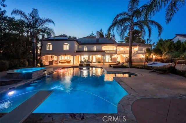 Detail Gallery Image 8 of 75 For 25132 Barnhill Rd, Saugus,  CA 91350 - 6 Beds | 6 Baths