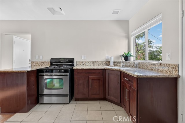 1442 Verd Oaks, A photo 6