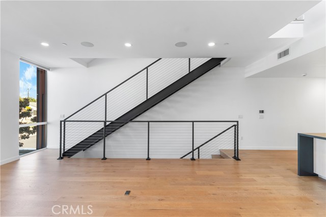 Detail Gallery Image 3 of 58 For 6566 W 85th Pl, Westchester,  CA 90045 - 3 Beds | 3 Baths