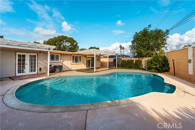 Detail Gallery Image 14 of 24 For 668 S Eastbury, Covina,  CA 91723 - 4 Beds | 3 Baths