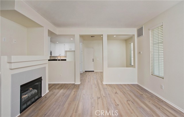 25773 Perlman Place, Stevenson Ranch CA: https://media.crmls.org/medias/bc2930df-3872-42b9-be3a-86baae87d864.jpg