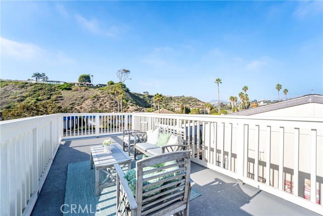 114 Shell Drive, San Clemente CA: https://media.crmls.org/medias/bc2a3151-a5d0-4d71-8088-abf1be7c7610.jpg