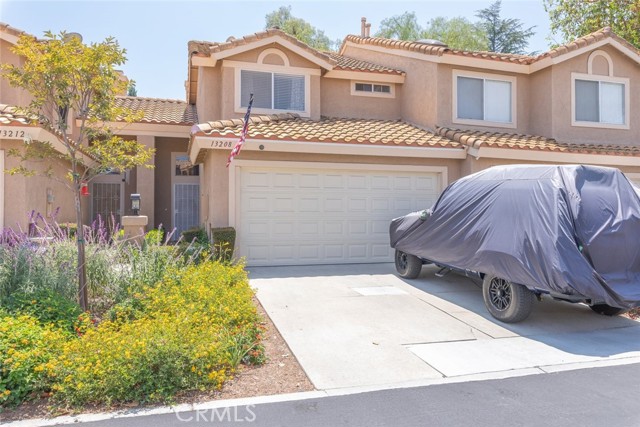 13208 Setting Sun Court, Chino Hills CA: https://media.crmls.org/medias/bc2babfa-df42-4015-b654-0e1bec7ede38.jpg