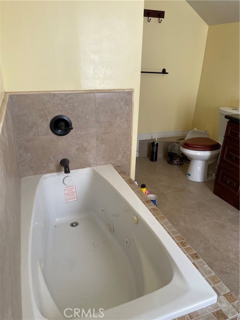 31805 Ortega, Lake Elsinore CA: https://media.crmls.org/medias/bc2bbd7b-2a15-4c16-bfc7-24bdf0d46700.jpg