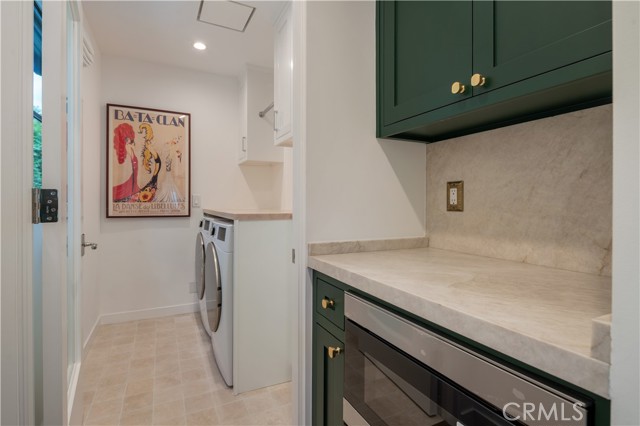 133 N La Jolla Avenue, Los Angeles CA: https://media.crmls.org/medias/bc2c32ae-8de3-4951-bbab-9fc58ca74824.jpg